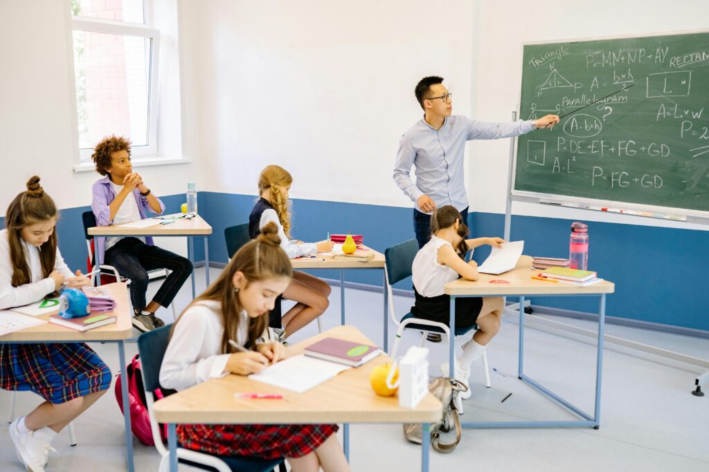 Conectando tu Colegio: Productividad y Colaboración Total con las Herramientas TIC de Google Workspace
